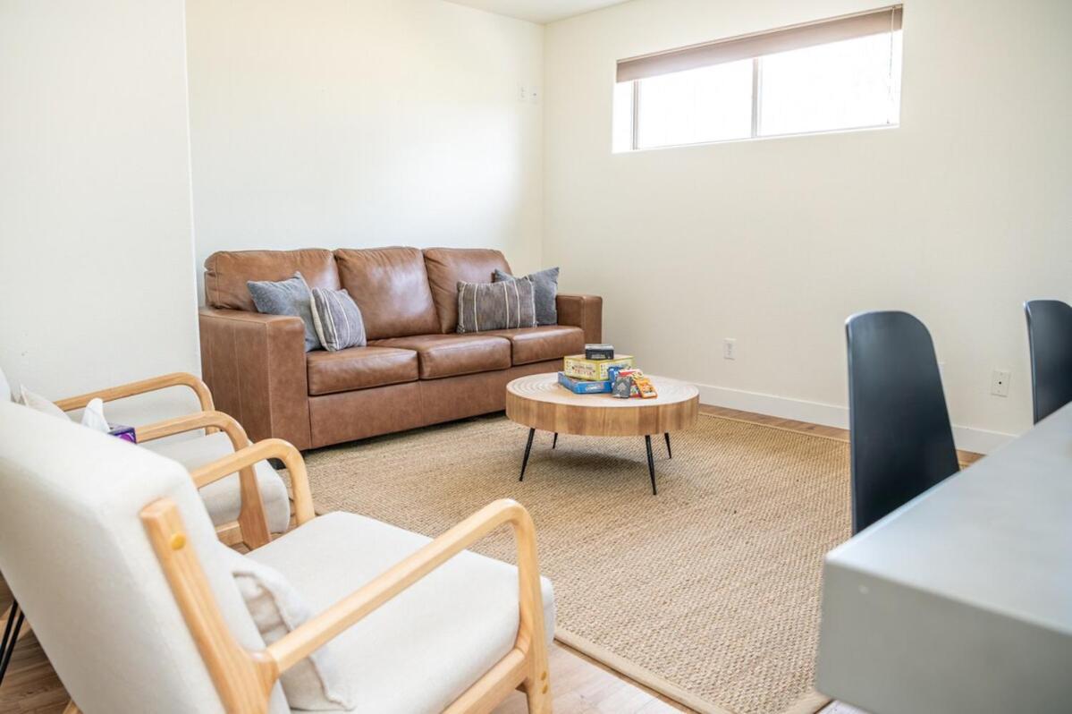 Newly Remodeled Family Friendly Home Page Buitenkant foto